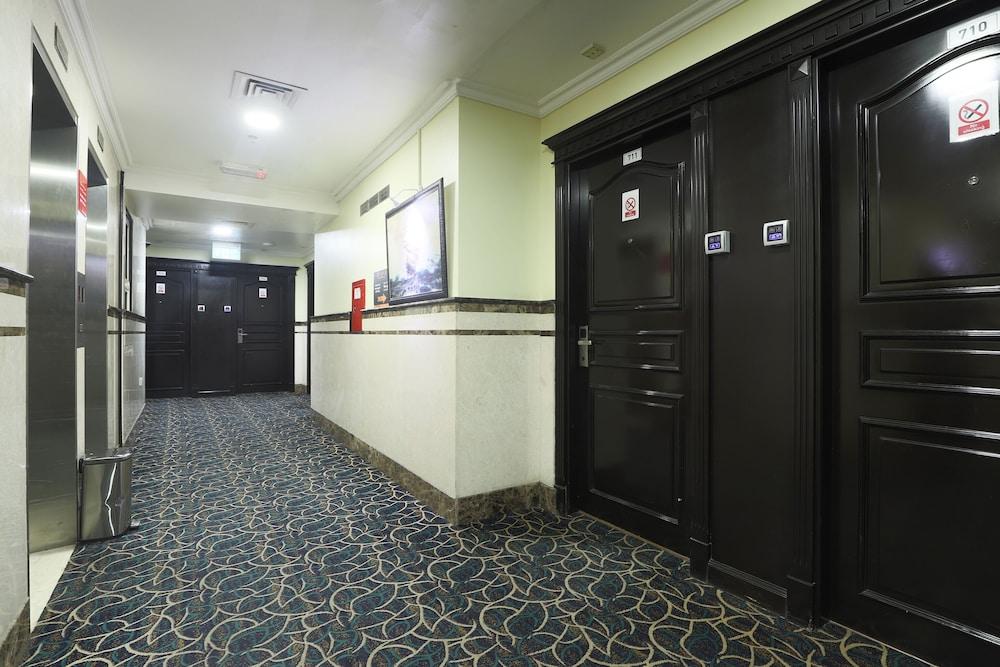 Eureka Hotel Dubai Exterior foto